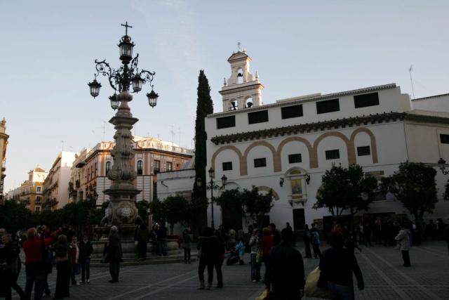 Plaza Virgen de los Reyes